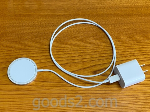 MagSafe充電器とUSB-C電源アダプター