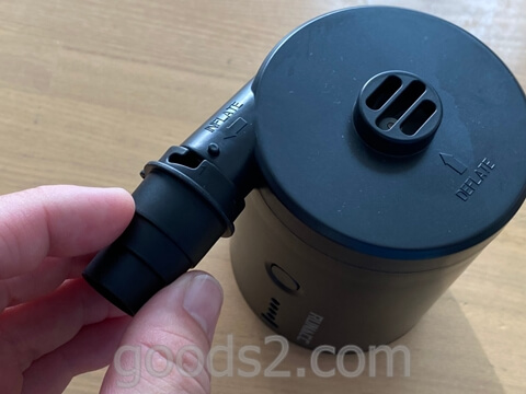 RUNACC 電動エアーポンプにノズルをつける