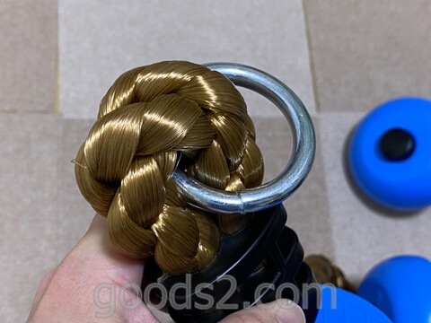 クライミングロープの取り付け金具