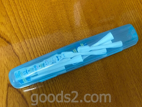 ミニマム こどもハピカセットの替えブラシをケースに入れる