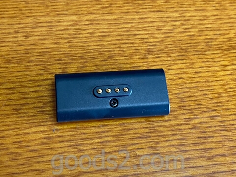 NichePhone-Sの充電用マグネットタッチ式DC端子の裏側