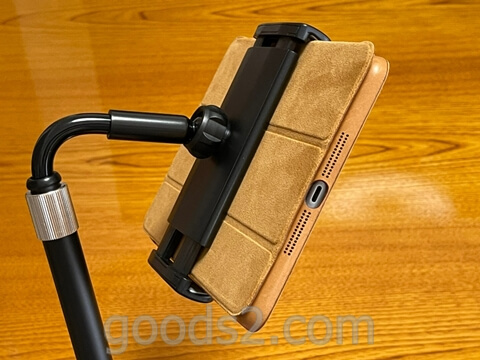 TRYONEタブレット・スマホスタンドの角度を変える