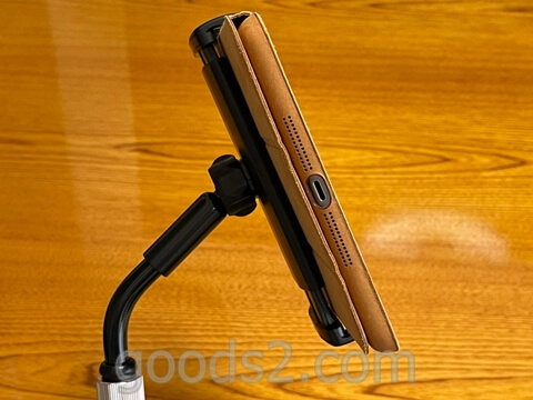 TRYONEタブレット・スマホスタンドの角度を変える